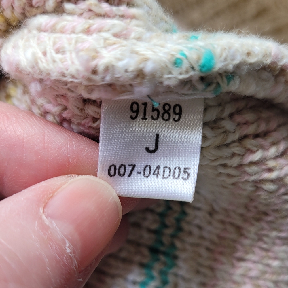 Vintage Izod Beige Fair Isle Crewneck Sweater Blue Yellow Mint Accents - Picture 5 of 5